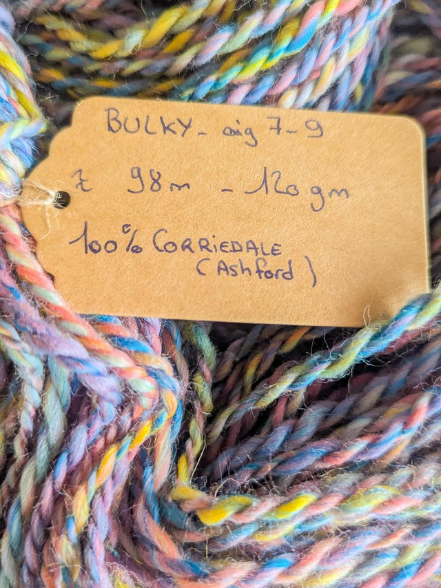 Laine filée à la main corriedale 