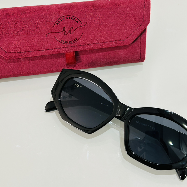 Óculos de sol bloqueira preto - lente preta - proteção UV