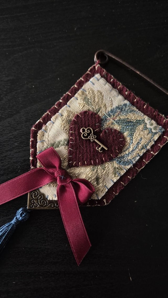 Fanion "Key my heart"