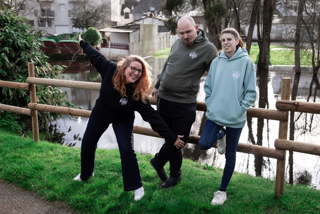 Sweat à Capuche La Corde Raide