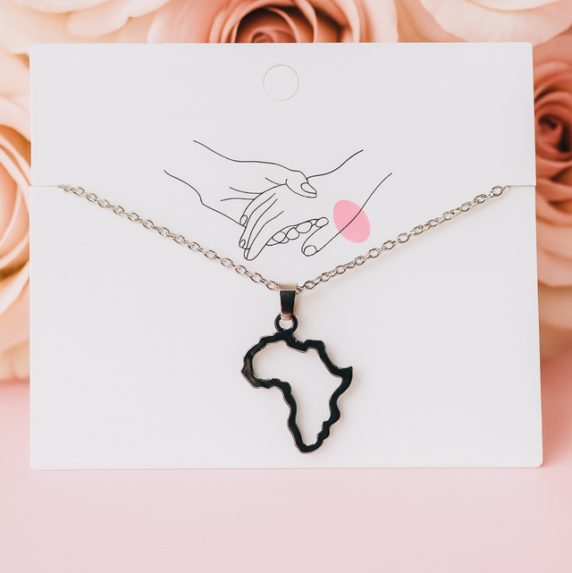 Zilverkleurige Afrika Contour Ketting – Roestvrijstaal – Tijdloos &amp; Betekenisvol 