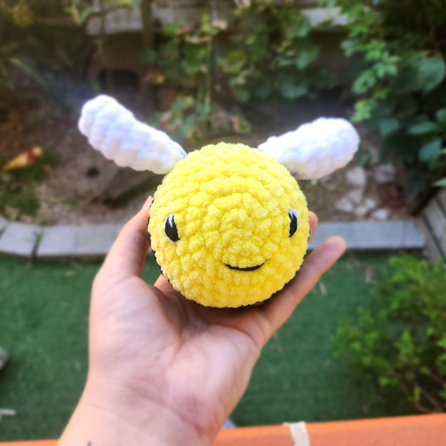 Abeille jaune
