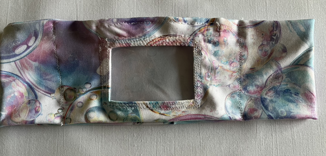 Bubbles Lycra band with window 