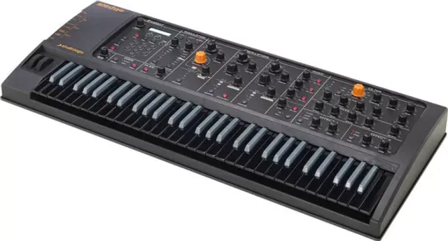 Studiologic Sledge 2.0 Black edition synthesizer