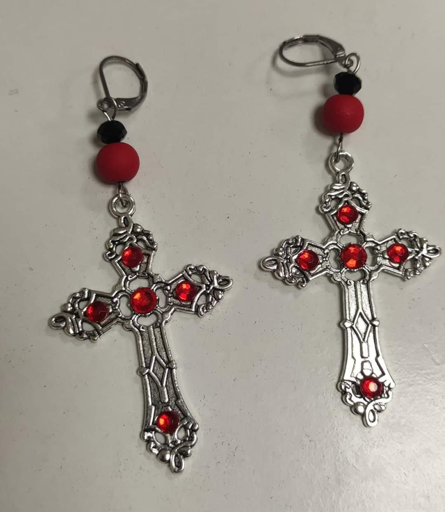 Boucles d'oreilles croix 