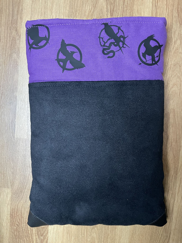 Pochette à livre brodée grand modèle