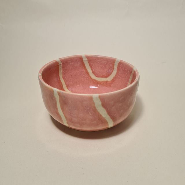 Handmade ceramic - Pink with white lines