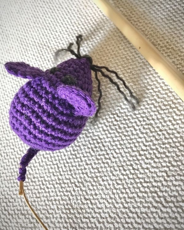 Canne à pêche souris violette pour chat