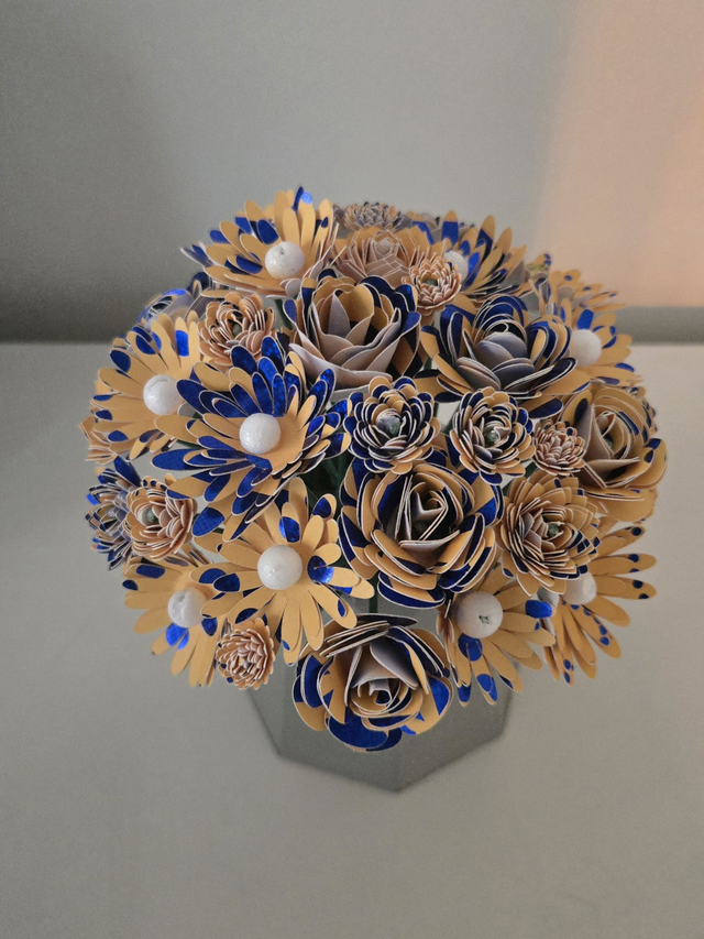 Bouquet de Fleurs en Papier – Décoration Élégante et Durable