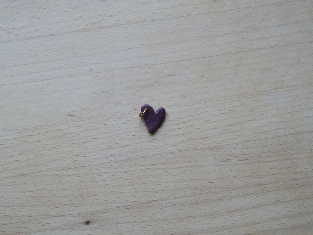 Charm cœur mauve