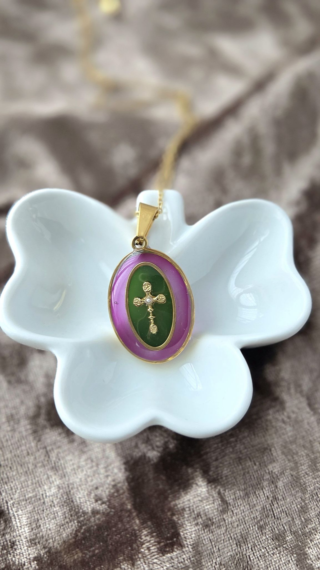 Collier Croix doré rose et vert