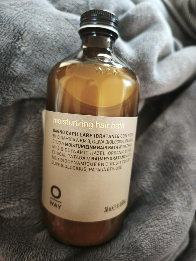 Hair bath moisturizing