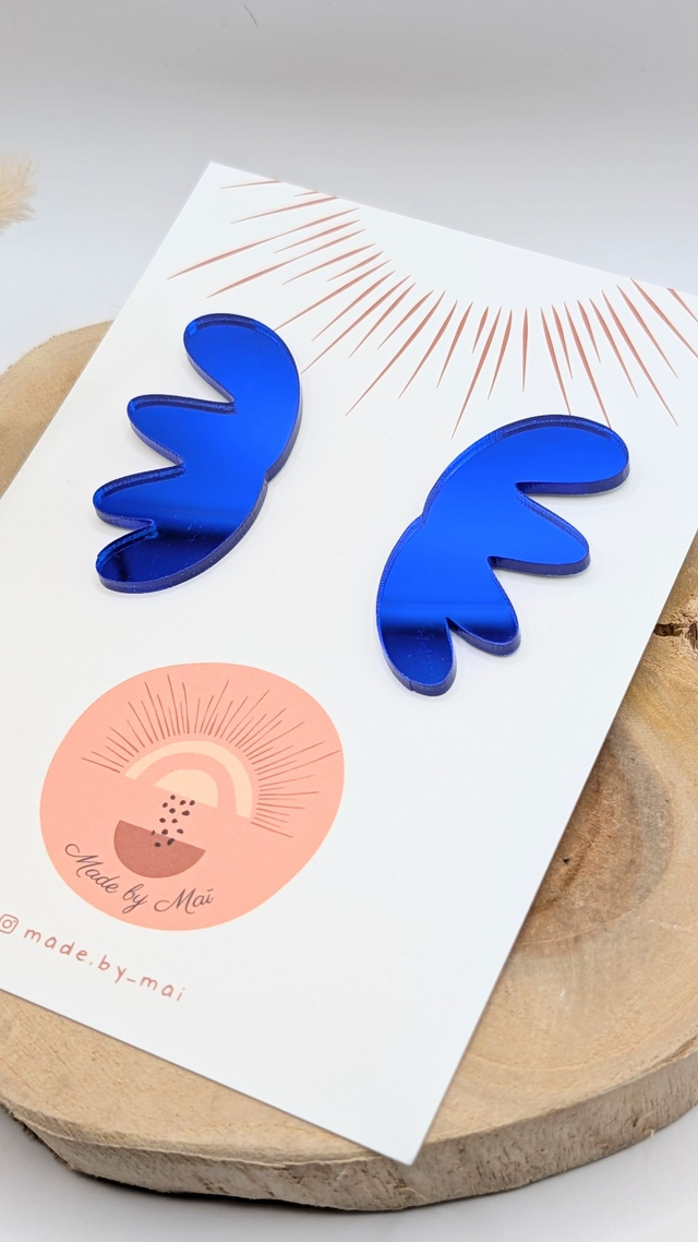 Boucles d'oreilles bleues effet miroir en plexi