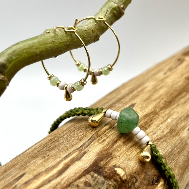 Green Harmony Schmuckset – Armband & Creolen mit Aventurin und goldenen Details