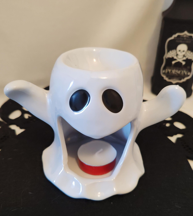 Brûleur à Huile et Fondant de Cire en Céramique - Fantôme