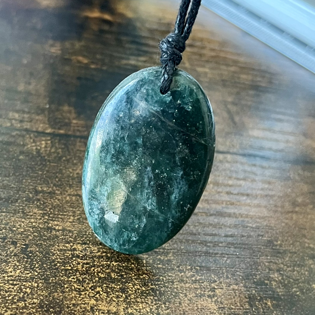 Pendentif en Apatite Verte 