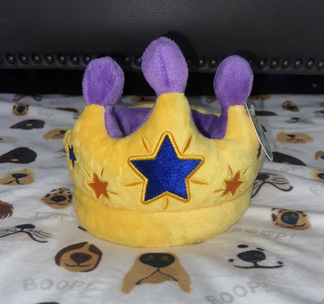 P.L.A.Y. Party Crown Plush Dog Toy 