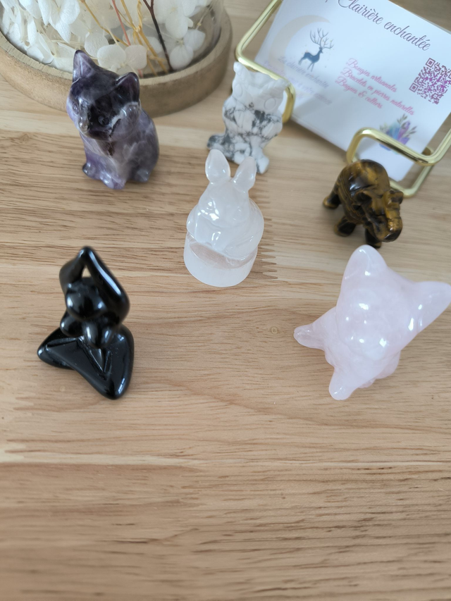 Figurines en pierres naturelles 