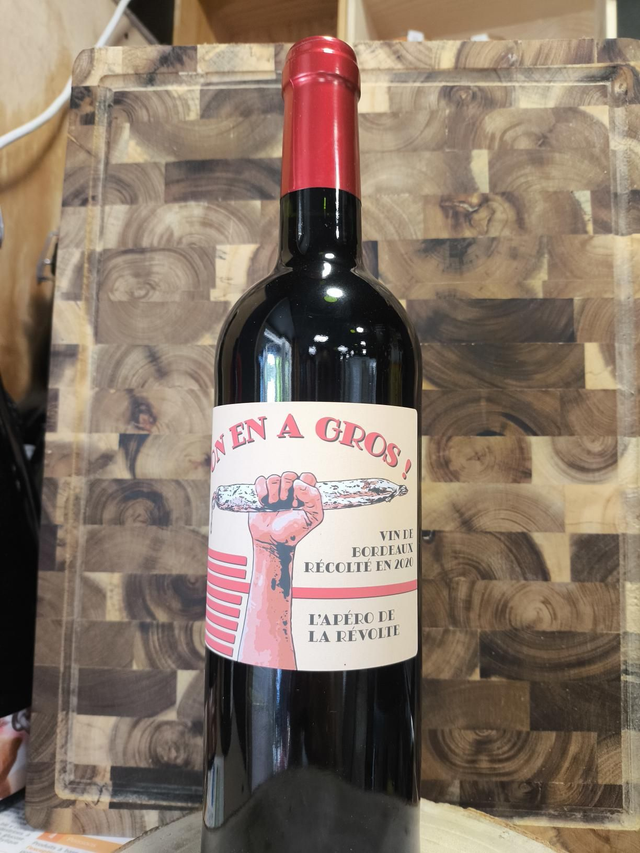 Rouge " On en a Gros " 