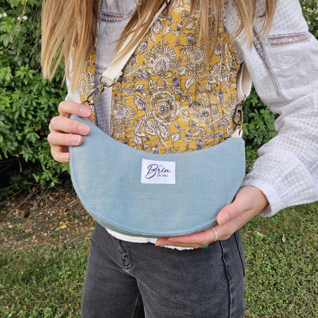 Sac demi-lune bleu