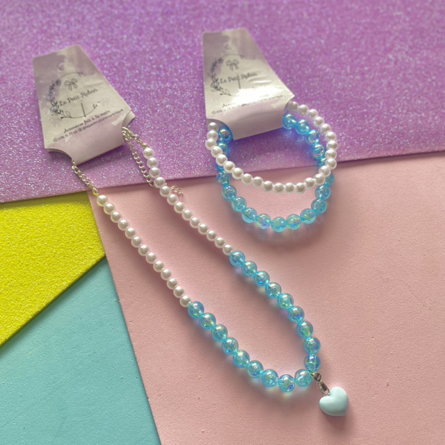 Ensemble paire de bracelets et collier coeur bleu 