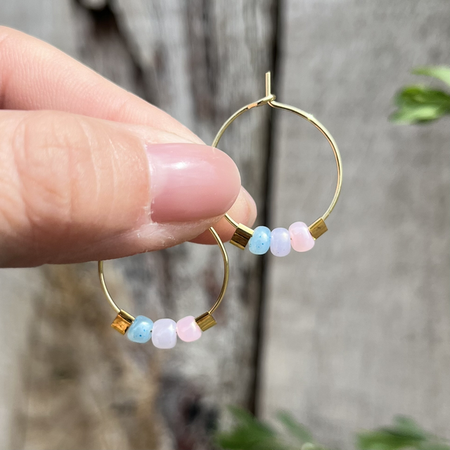 CandyGlow Hoops – Ohrloops in zarten Pastellfarben