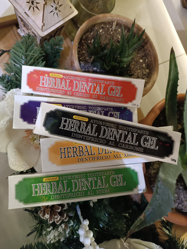 Dentifricio Ayurvedico Gel/Pasta