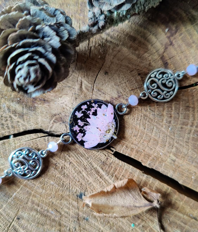 Bracelet femme ajustable cabochon marguerite rose et Or