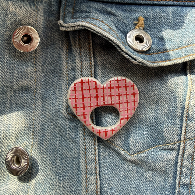 Heart Shaped Glass Holder Pin Badge