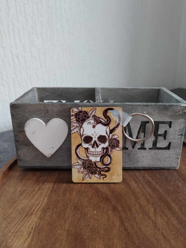 Porte-clés skull and snake