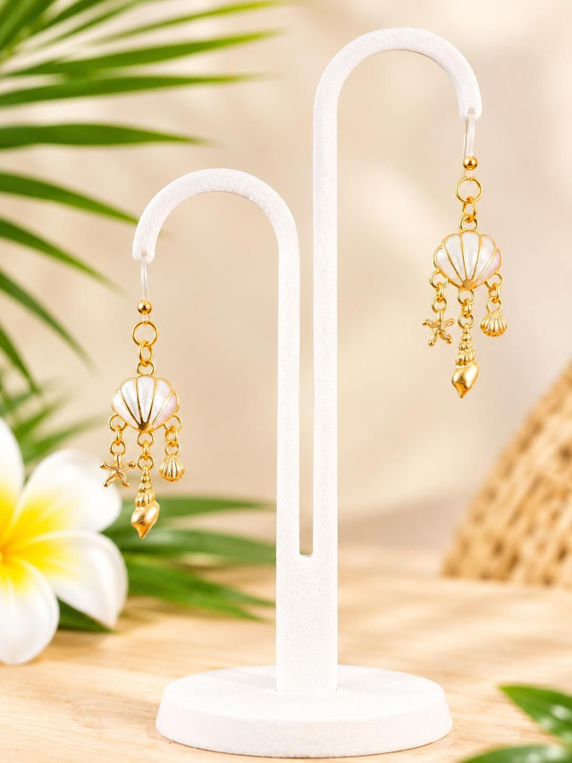 Boucles d’oreilles Coquillage nacré &amp; Charms

