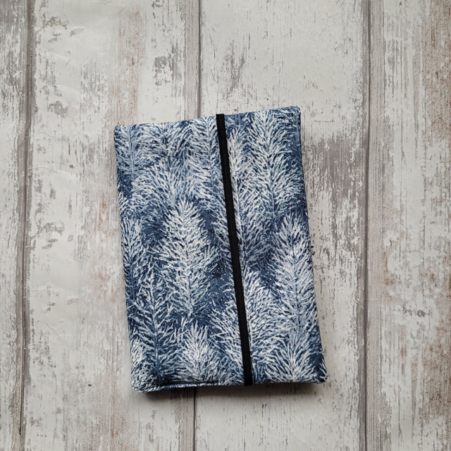 Protège livre amovible S - Sapin sous la neige