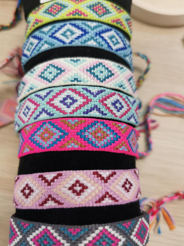 Armband gewebt bunt