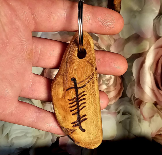 Large Ogham Grá keyring