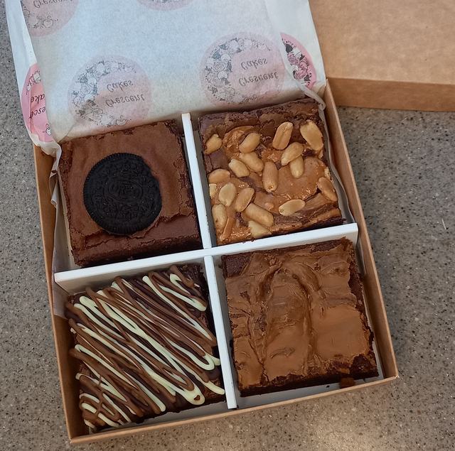Mixed brownies - box of 4