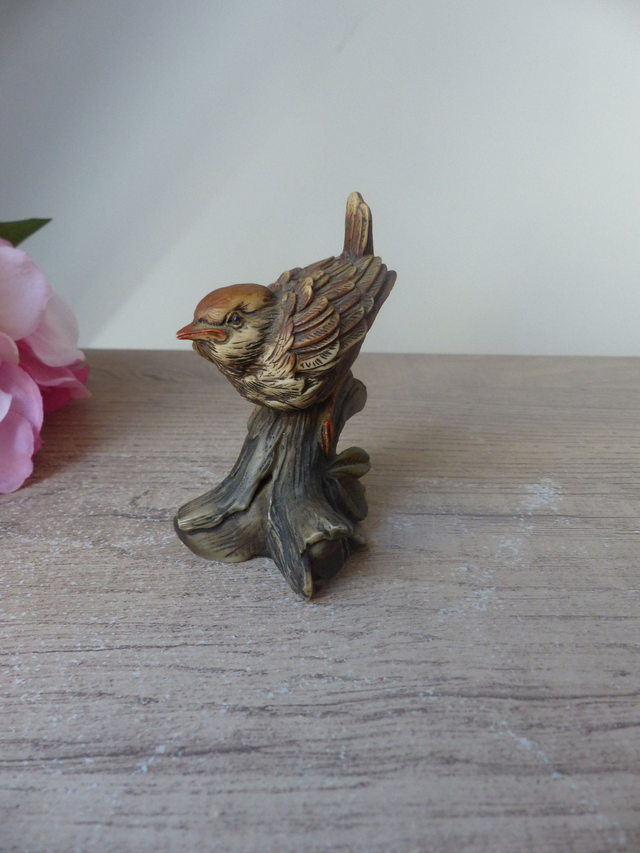 Figurine Oiseau en résine polychrome, Petit Moineau Vintage Faro Lucchesi Peint à la Main en Italie, Collection oiseaux home décor nature