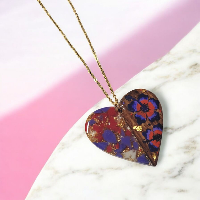 Collier dessiné Flora acier inoxydable rouge et violet bi matière