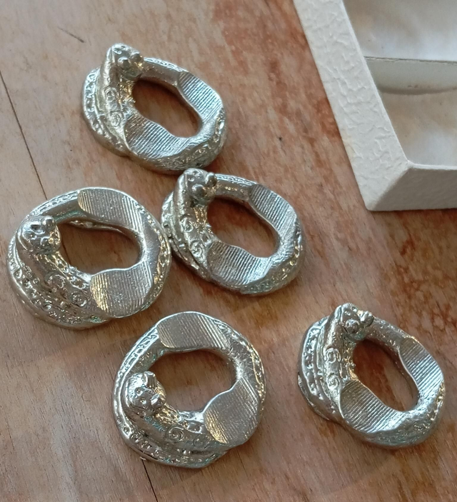 Set 5 supports à couverts métal serpent