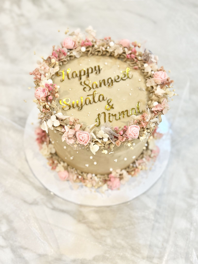 Floral Beige Neutral Birthday / Wedding cake