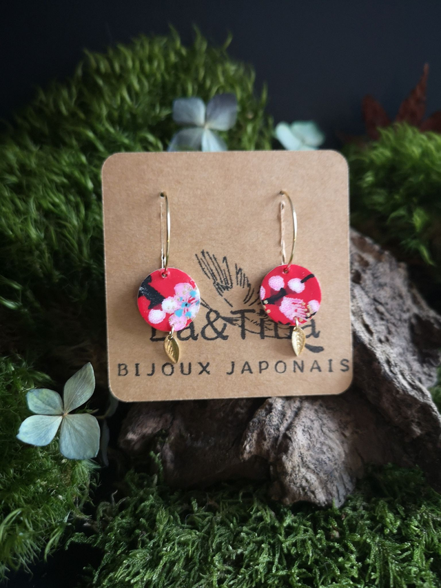Boucles d'oreilles - créoles - papier washi - fleurs de prunier - feuille - laiton - La&Titia