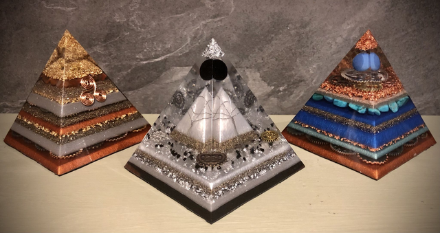 Custom Made 10cm Crystal Energy/Orgonite Pyramid