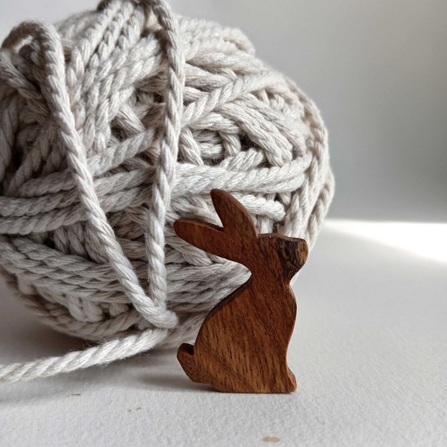 Broche lapin