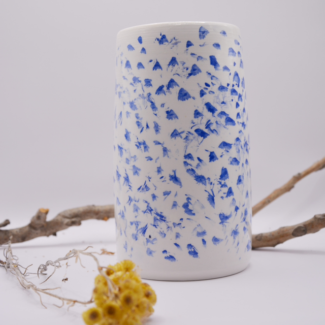 Vase moucheté bleu