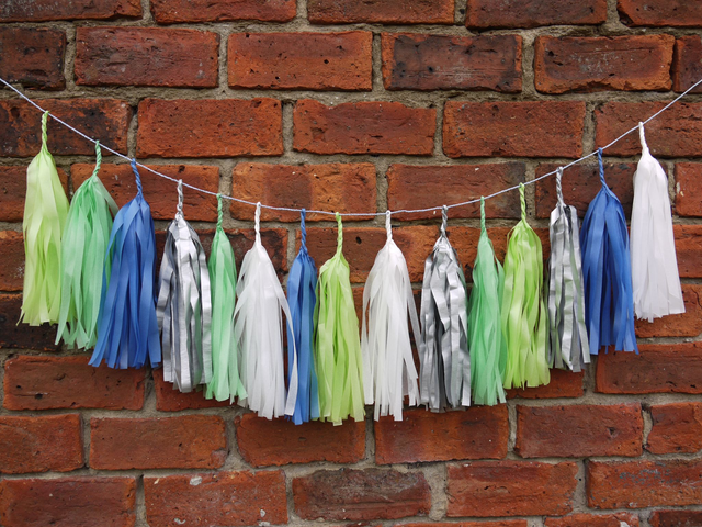 OPHELIA tassels garland