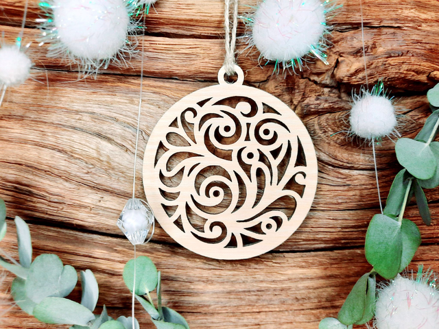 Boule de Noël en Frêne massif - Modèle 14