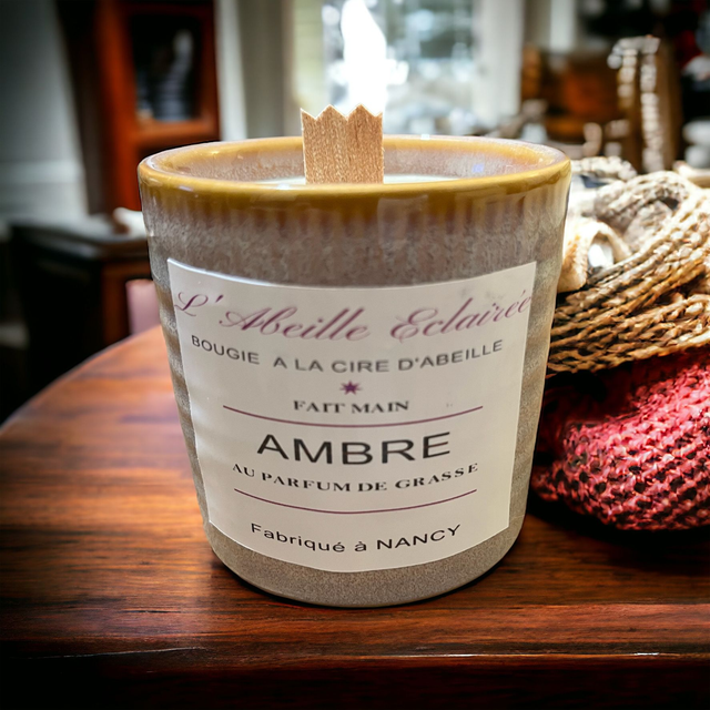 Bougie parfumée - Pot céramique -  Parfum Ambre 150g   
