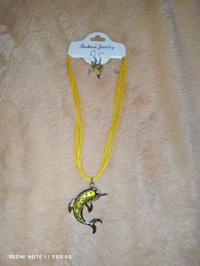 Parure fantaisie dauphin – Collier et boucles d’oreilles