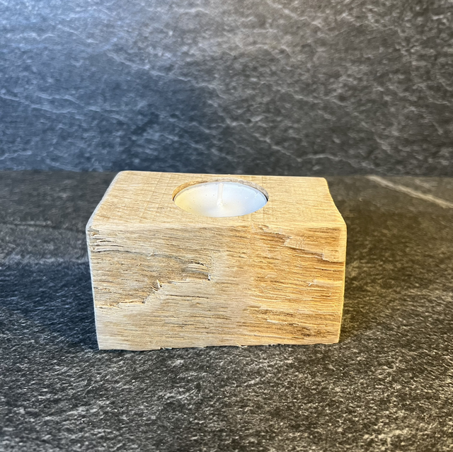 Teelichthalter mit Baumkante 