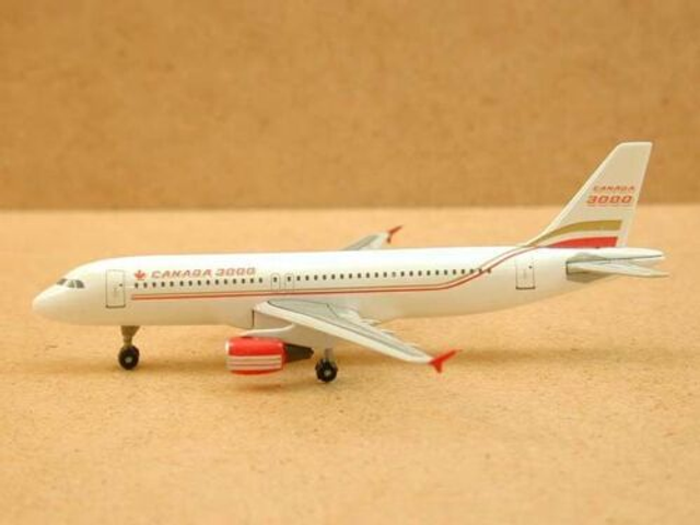Canada 3000 A320-212