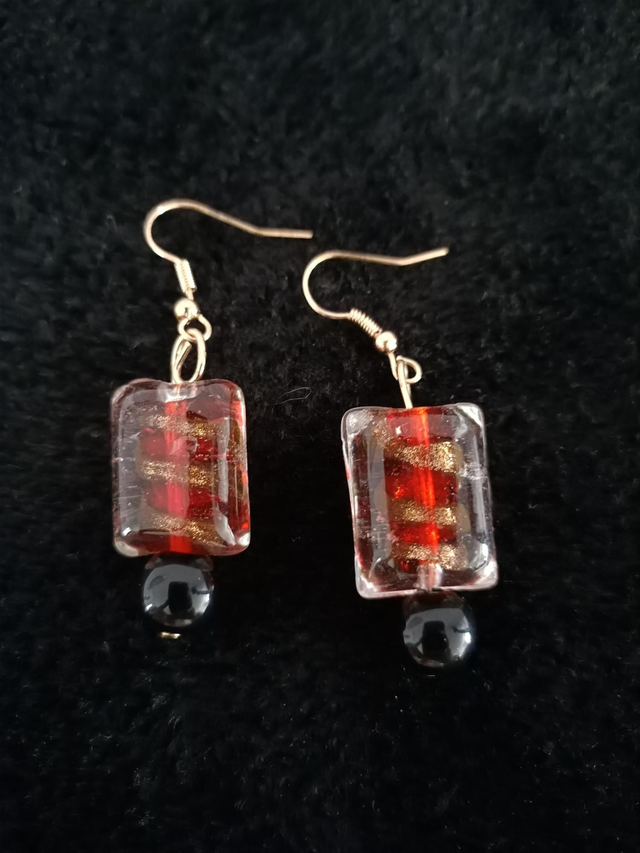 Boucles d&#039;oreilles perles en verre 